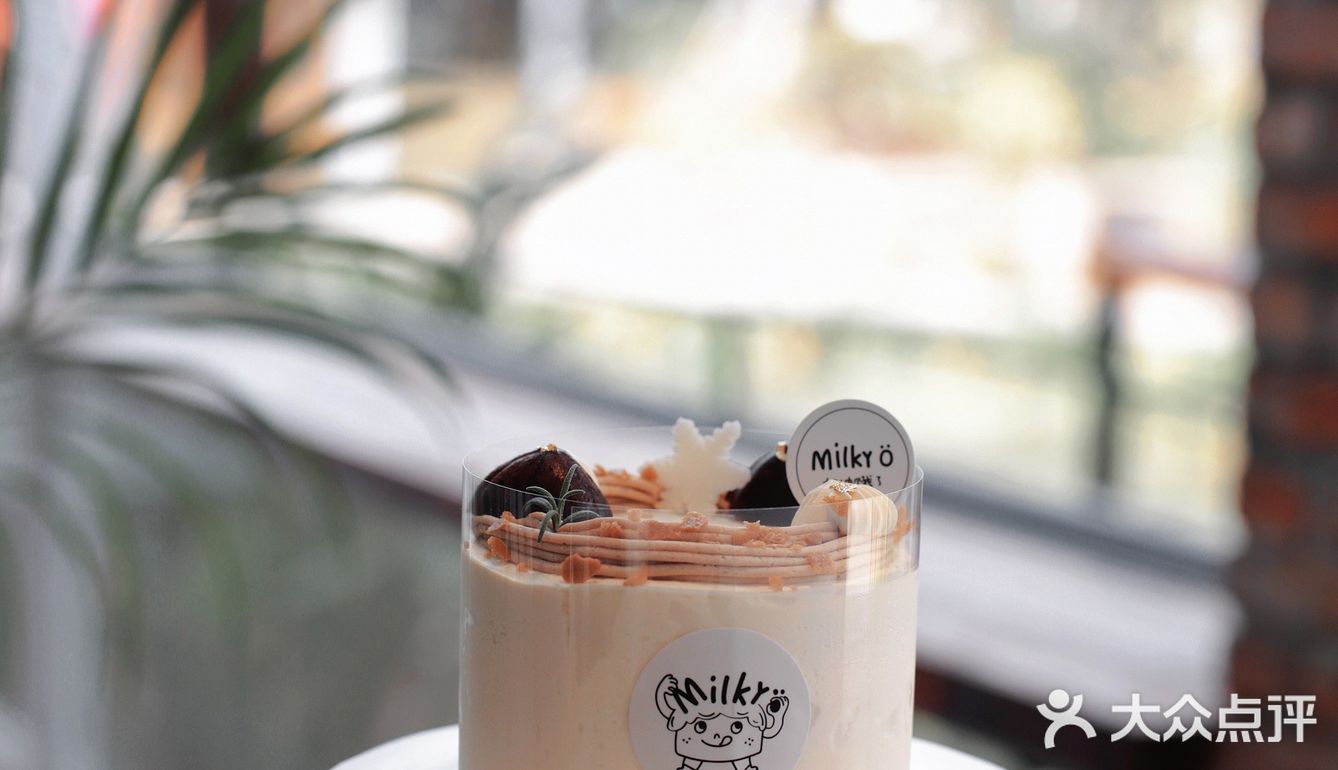 一家新开的工作室蛋糕屋，没有实体店