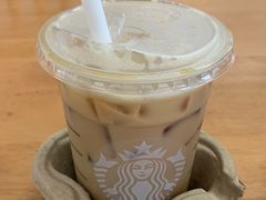 -星巴克臻选(盐城金鹰聚龙湖店)