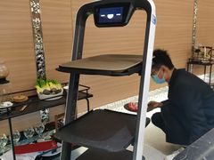 -红鼎豆捞·非遗鲍皇汤火锅(宝丰路店)