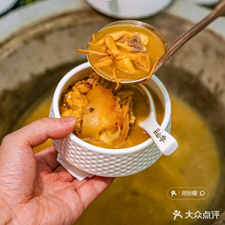 好多香港人喜欢的芸山季开来罗湖万象城了!