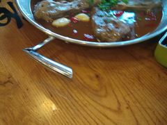 -鲁小三·大骨自助(金山总店)
