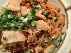 油焖干拌饵丝-浩海火燒雲傣家菜(芮欧百货店)