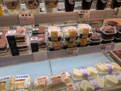 -金色麦甜糕点(面包.蛋糕.华苑店)