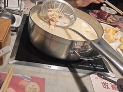 -尚尚仙·酸汤猪手·猪肚鸡火锅(华联万柳购物中心店)