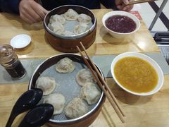-百年尹氏汤包(环球美食荟店)