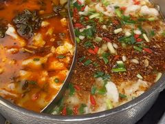 -德林酸菜鱼火锅(南丹店)