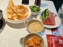 -三人行骨头王火锅(长寿店)