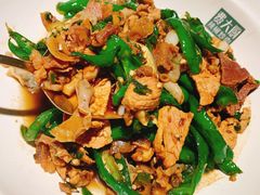 -费大厨辣椒炒肉(高铁吾悦广场店)