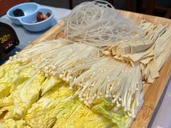-肥肥虾庄·金牌油焖大虾(汉口城市广场店)