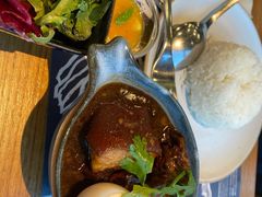 -Kub Kao Kub Pla (Terminal21)