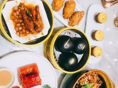 -蝴蝶里·粤菜·点心(滨江龙湖店)