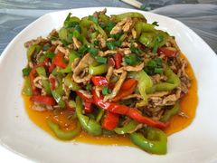 -覃记海鲜美食餐厅