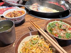 -萍姐火锅·公路夜市(武汉首店)