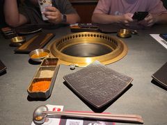 -铭牛烧肉·和牛海鲜自助(高新月牙湖店)
