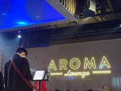 -洛缦音乐餐厅(工业展览馆万象城店)