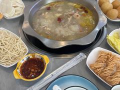 -光头药膳鸡(莱茵小镇店)