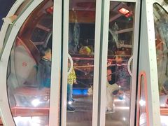 -影汇之星8字形摩天轮