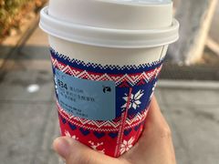 -瑞幸咖啡(岳家嘴地铁站店)