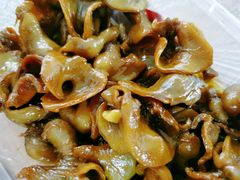 卤鱼泡-蓝精灵饺子店