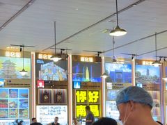 -冶建镜子·老南昌大排档·江西虾王(总店)