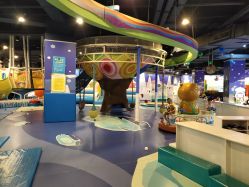 -多奇妙乐园·淘气堡·电玩·抓娃娃(海口吾悦店)