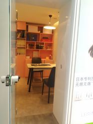 -LESSMORE科技头皮理容中心
