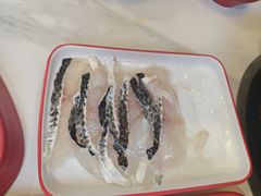 -毛辣果·贵州红酸汤牛肉火锅(西单店)