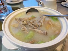 胡椒猪肚花胶煲-悦湖公馆