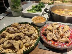 -尚尚仙·酸汤猪手·猪肚鸡火锅(华联万柳购物中心店)