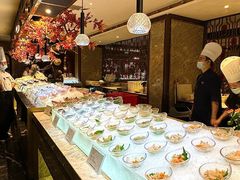-半岛翡丽海鲜自助餐厅(观风亭店)