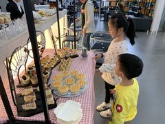 -广州鸿粤星辉奔驰4S店(钟村店)