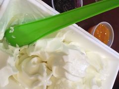 llaollao(又优)冻酸奶(建外SOHO店)-Salud撒露欧洲冻酸奶(北苑上品店)