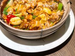 -啫响粤煲料理(万好大厦店)