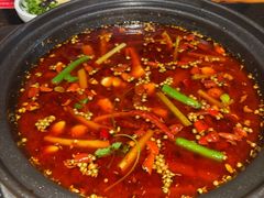 -小饕荟雅安贡椒鱼鲜馆(广福桥店)