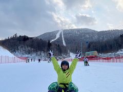 -亚布力新体委滑雪场