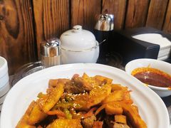 -贯贯吉·清真餐厅(浙江中路店)