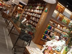 -百新书局(尚悦湾店)