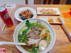 -湘人龙记老长沙米粉(鸟巢店)