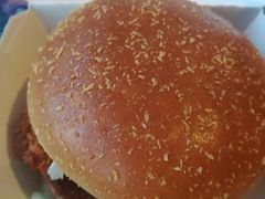 肯德基避风塘大虾鸡腿双层堡-肯德基(新塘乐购店)