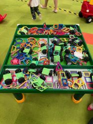 -莫莉幻想儿童乐园(武汉经开永旺店)