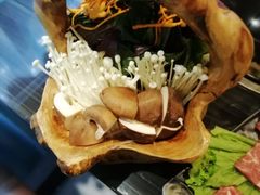 -东椰·海南椰子鸡火锅(朝阳门店)