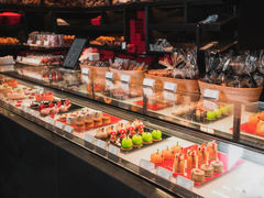 -Salon de The de Joel Robuchon(外滩18号店)