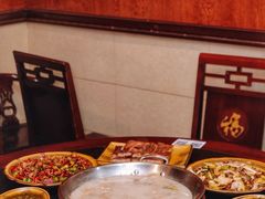 -老来福·非遗酸汤兔(凯旋路店)