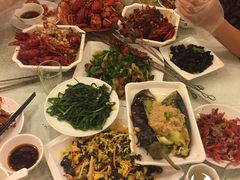 -阿胖龙虾小海鲜(宁国南路总店)