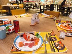 -咖啡苑自助餐厅·中国大饭店