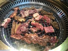 -黑牛の場烤肉(摩天活力城店)