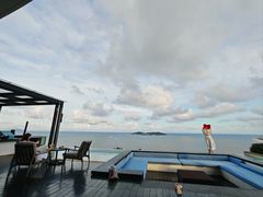 -瑰丽酒店·海吧·天际下午茶·现场DJ·天台酒吧