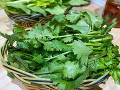 香菜-范贤光鸡公煲(平乐园总店)