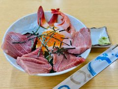 海鮮丼-お食事処 山賀