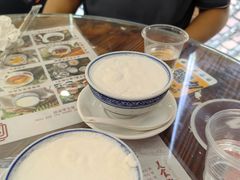 -周大娘牛乳(旧寨古村总店)